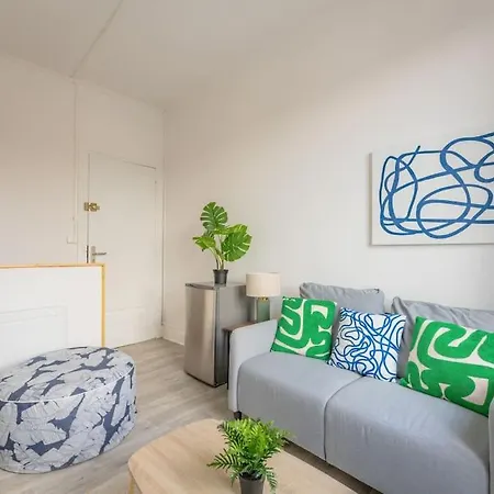 Cosy Flat, Duplex, Proche Centre * לנס