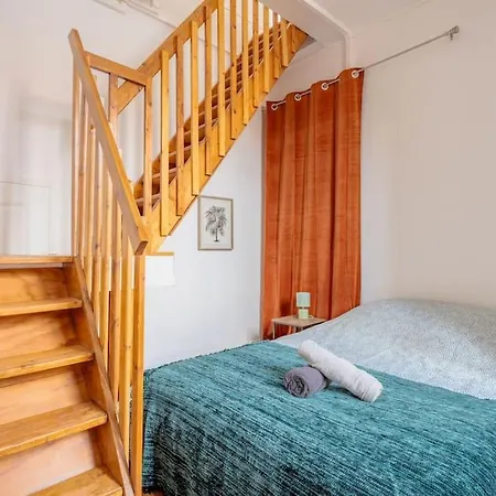 Cosy Flat, Duplex, Proche Centre דירה *